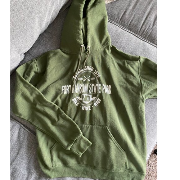 Fort Ransom State Park sweatshirt - Picture 1 of 2